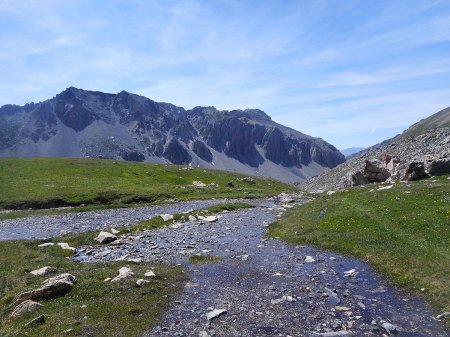 On retrouve le doux vallon de l’Orrenaye