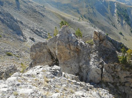 Dans le rétro : la brèche et la tour à droite.