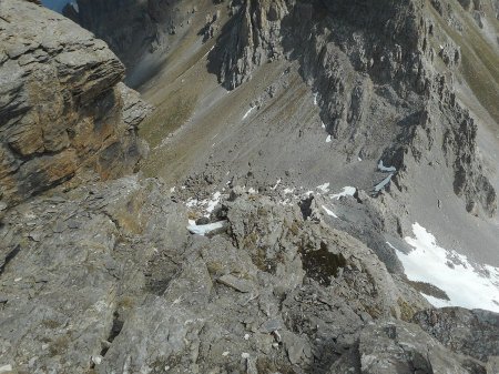 Descente très exposée du versant N du Jas du Chamois.