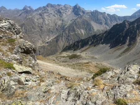 Aiguille de Morges, Sirac, barrière du Pic de Parières aux Choucières Vertes.