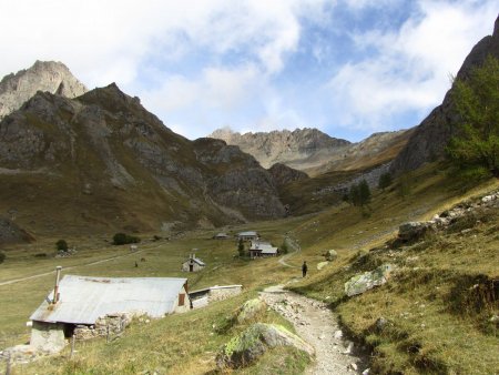 Les chalets de l’Alpe du Lauzet.