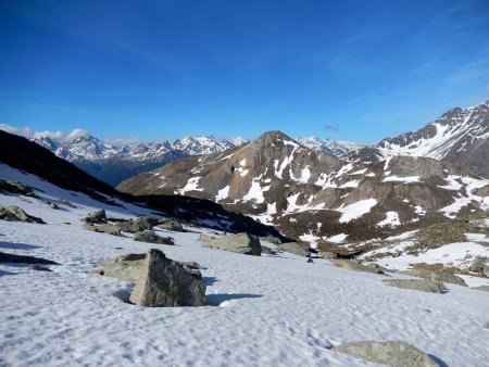 Vers 2400 m, vue arrière sur Tête Noire