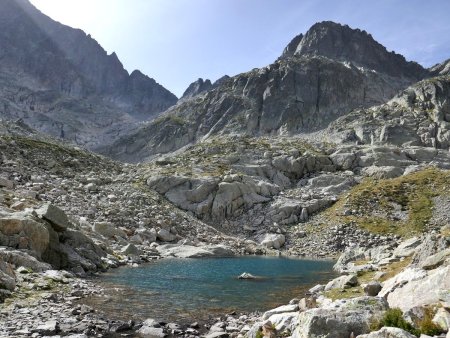 L’un des lacs de Micoulaou