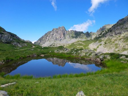 Gouille en direction du lac Longet