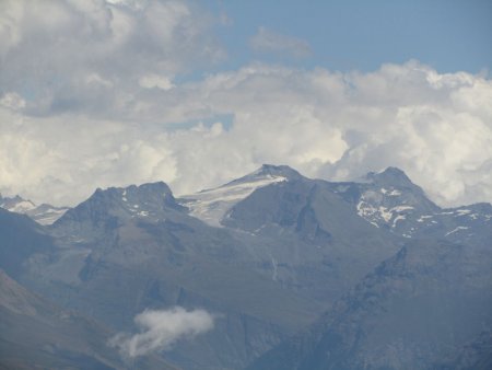 Vue vers l’Albaron.