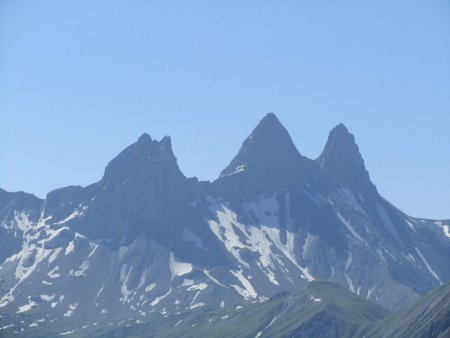 Zoom sur les Aiguilles d’Arves.