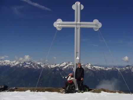 Au fond, Belledonne.