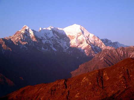 Langtang Lirung vue de Laurebina