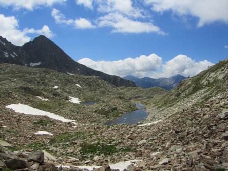 Petites gouilles sous le lac de Terre Rouge.