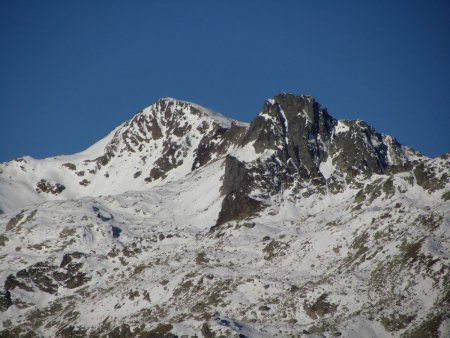 Du col, vue vers le Rocher Blanc.