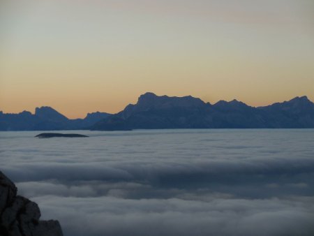 Le Dévoluy au dessus de la mer de nuages