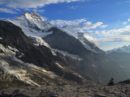 Crépuscule sur la Jungfrau