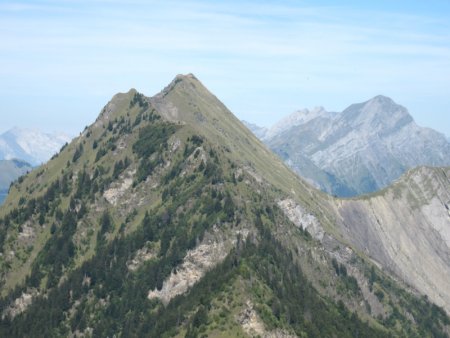 Dent de Cons et Mont Charvin.