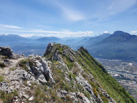 L’arête commence à devenir longue 