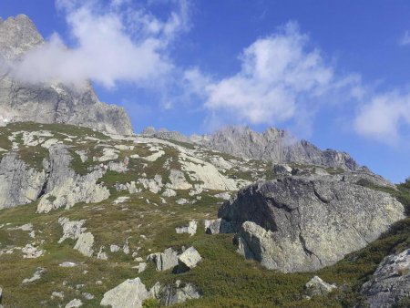 Montée vers la Combe de l’Encrenaz