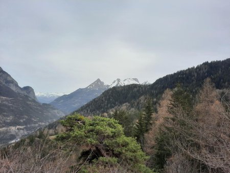 Fenêtre sur l’Ailette et la Petite Séolane