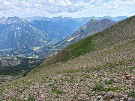 on vise en dessous du green de la montée