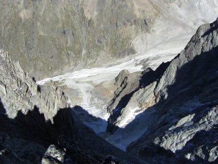 Vue plongeante sur le Vallon de la Selle.