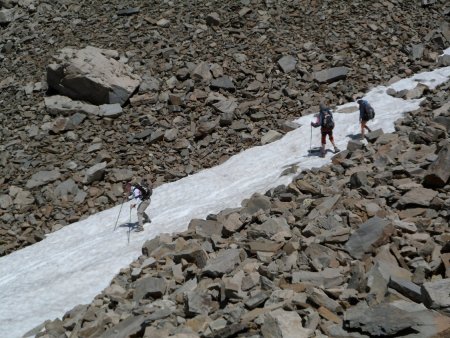 Descente vers le lac de l’Enchastraye