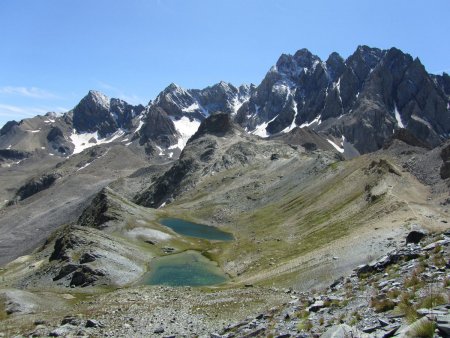 Descente sur les 2 lacs supérieurs.