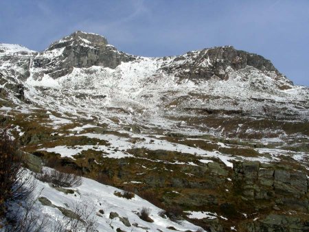 Le replat supérieur où l’on rejoint la Chapelle et le Refuge