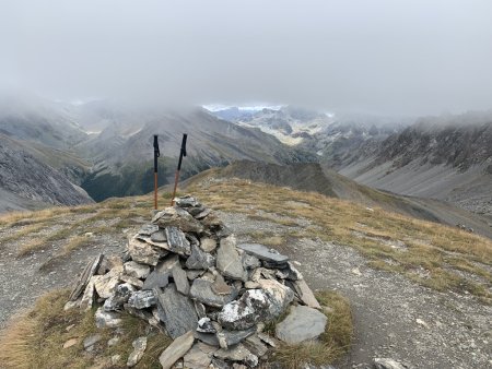 Sommet, vers l’Ubaye.