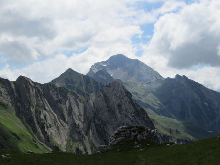 Vers le Mont Charvin.