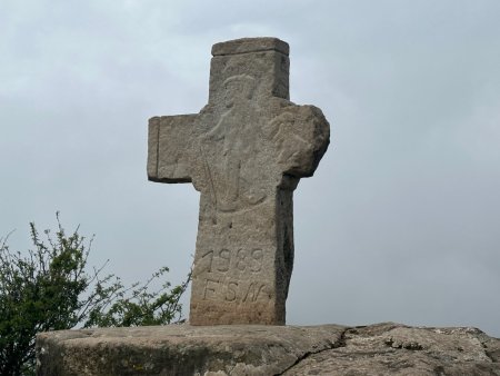 Croix avec une image de berger.