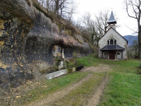 Chapelle de Chongnes et Fontaine de l’Adoue