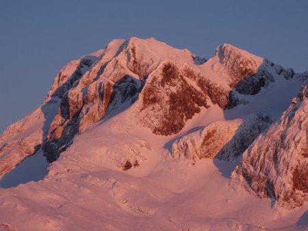 Les Dents Blanches en rouge...