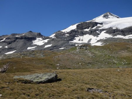 On poursuit à vue en direction des lacs de Chasseforêt...