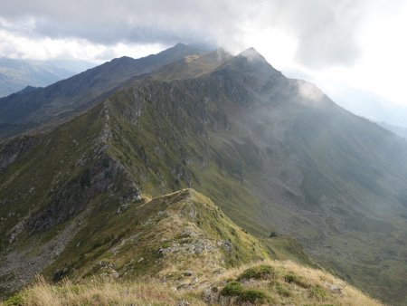 En montant à le Dent du Corbeau, regard arrière.