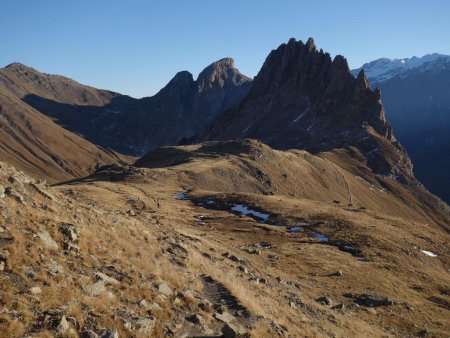 Retour face aux arêtes de la Bruyère...