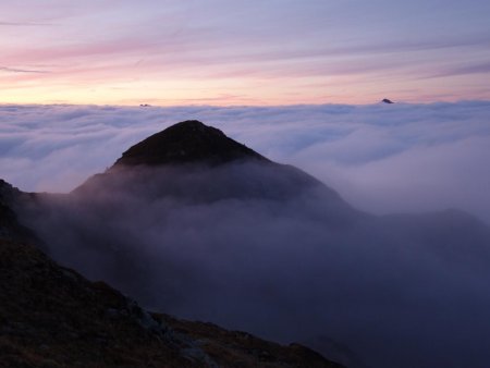 Le stratus se densifie...