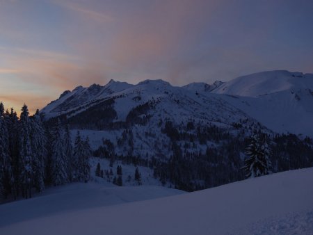 Vue sur le chemin parcouru depuis le sommet.