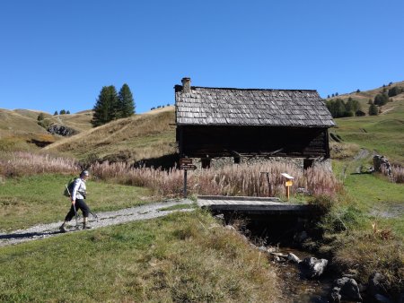 Ruisseau et ferme de Cabot