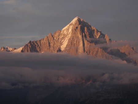 L’Aiguille Verte s’embrase...