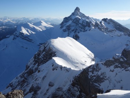 La Pointe Percée domine les Aravis...