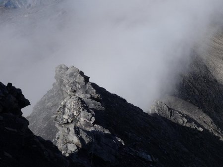 Descente de la crête...