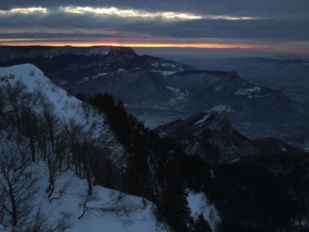 Depuis le col des Bannettes, coucher de soleil sur le Vercors.