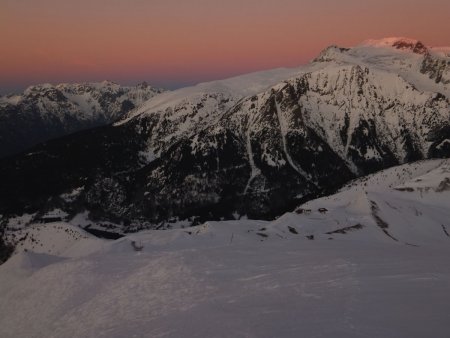 Descente dans le crépuscule.