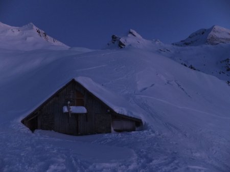 L’Aulp du Fier à l’arrivée de la nuit.