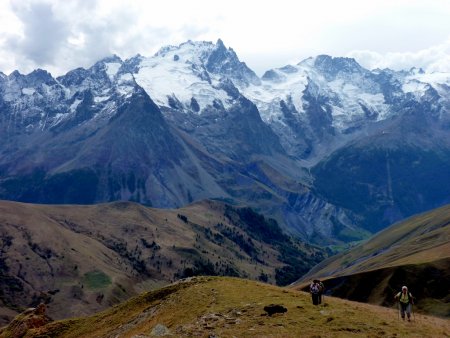 En montant vue sur la Meije et le Rateau