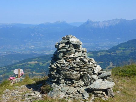 Le Colombier, l’Arclusaz vus du Grand Chat