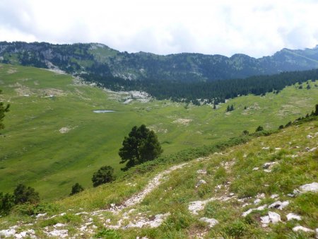 Descente sur les ruines