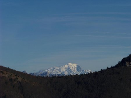 Toujours Lui dans l’echancrure du col de la Gorgeat.