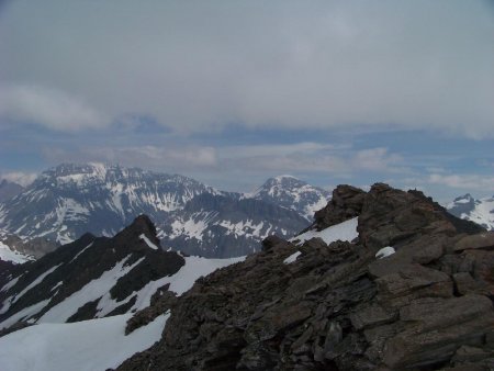 Les arêtes de Côte Chaude.