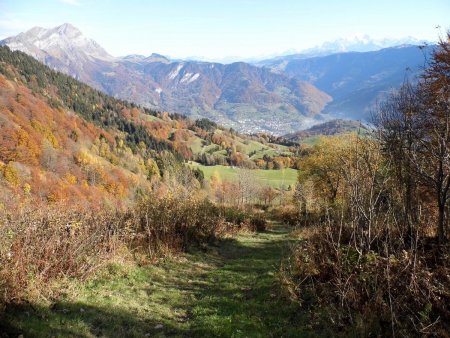 Le Creux du Cayon , vue arrière