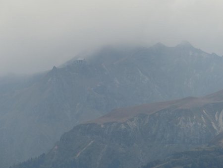 Le Sancy la tête dans les nuages