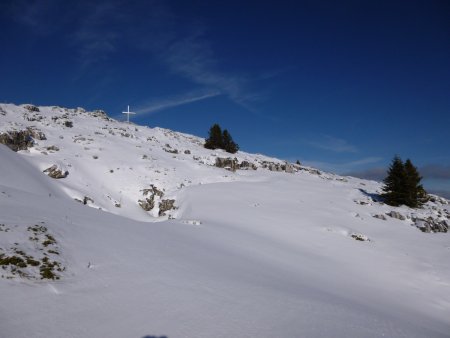 Vers la croix